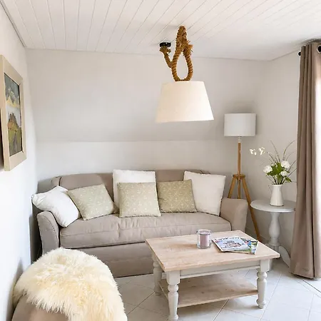 Luette Diekhuus Apartment