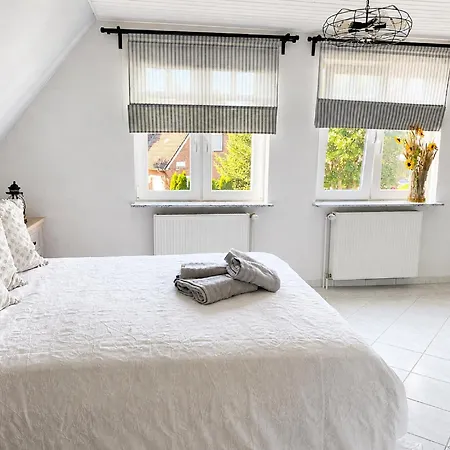 Luette Diekhuus Apartment *